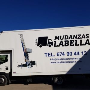 imgi_30_Camion-mudanzas-en-funcion-Mudanzas-LaBella-7-1024x768